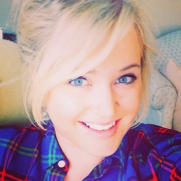 Meet your Posher, Kaitlyn - Picture 1 of 1